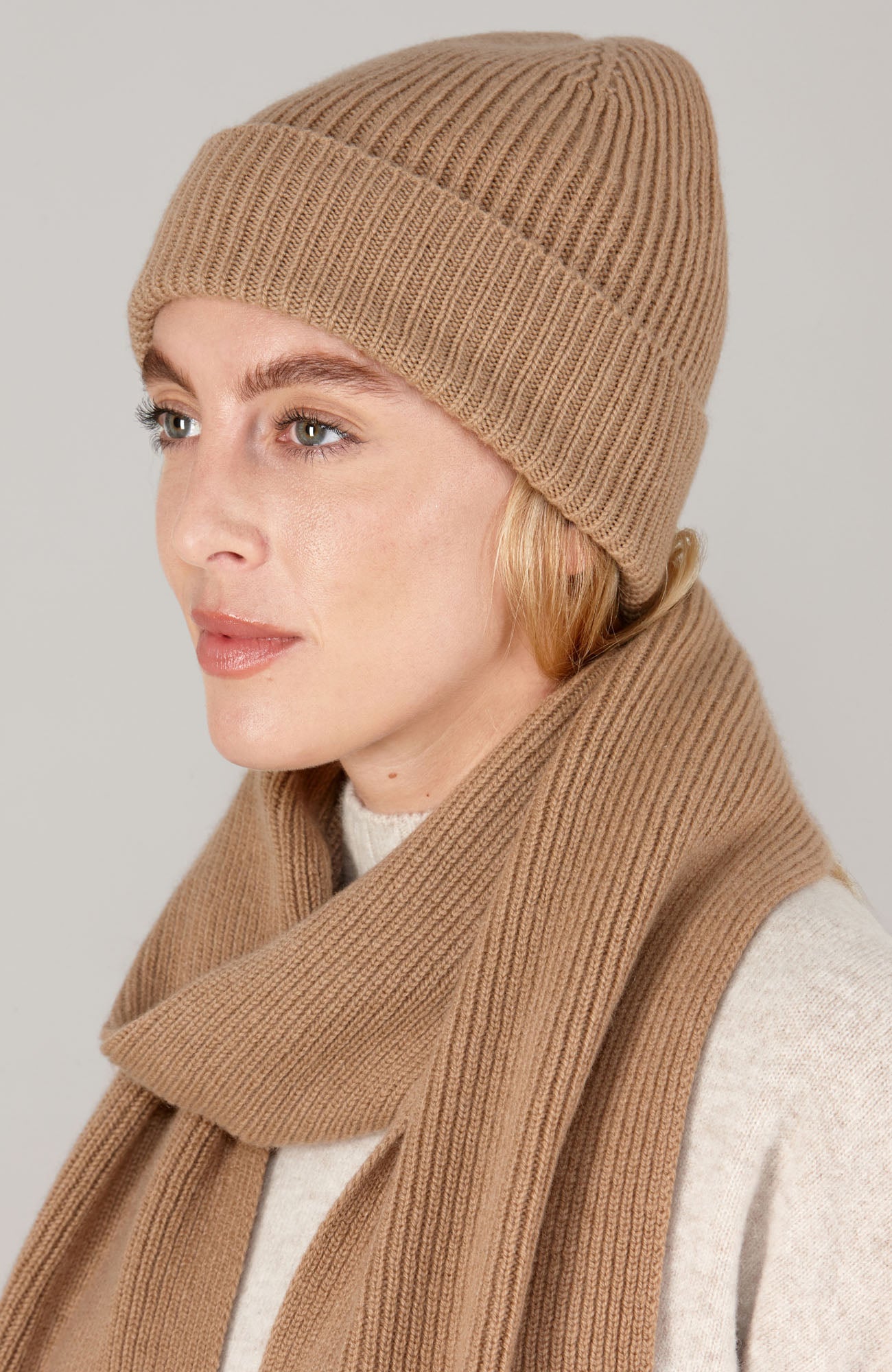 100% Cashmere Ribbed Beanie Hat & Scarf Gift Set
