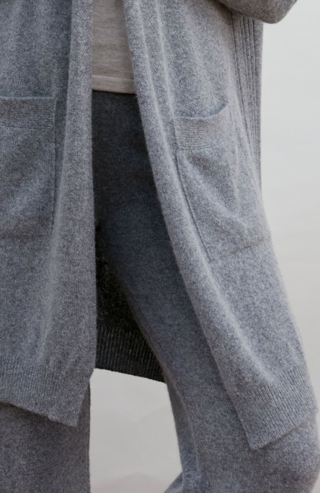 Womens Pure Lambswool Long Line Cardigan with Pockets