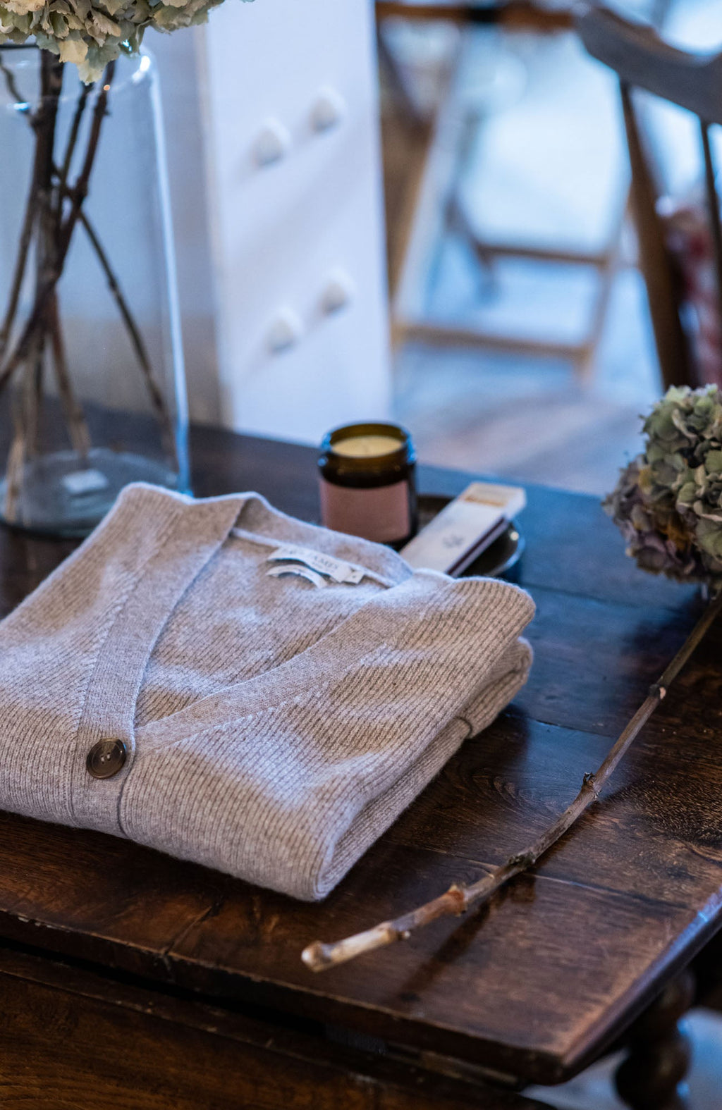 Womens Lambswool V Neck Ribbed Cardigan with Pockets