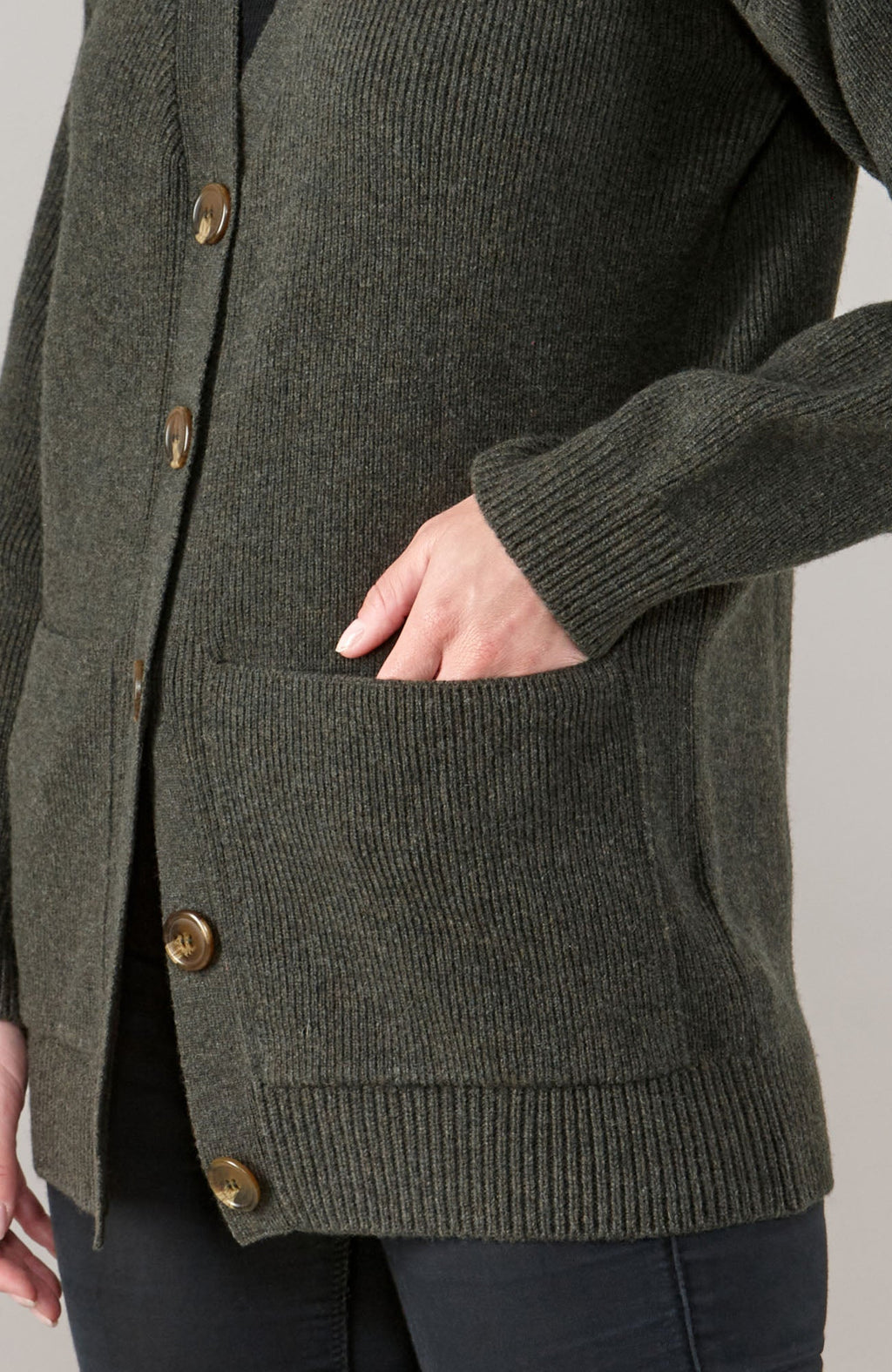 Womens Lambswool V Neck Ribbed Cardigan with Pockets