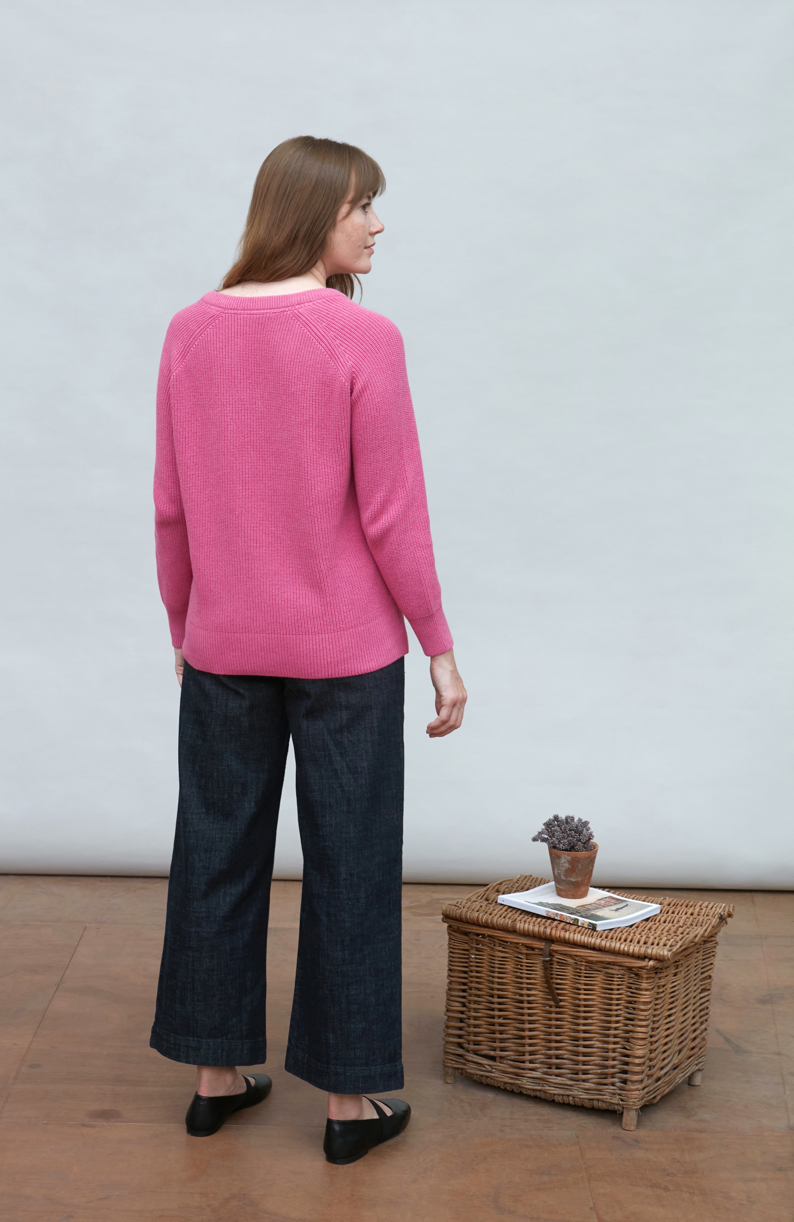 Womens Cotton Ribbed V Neck Jumper