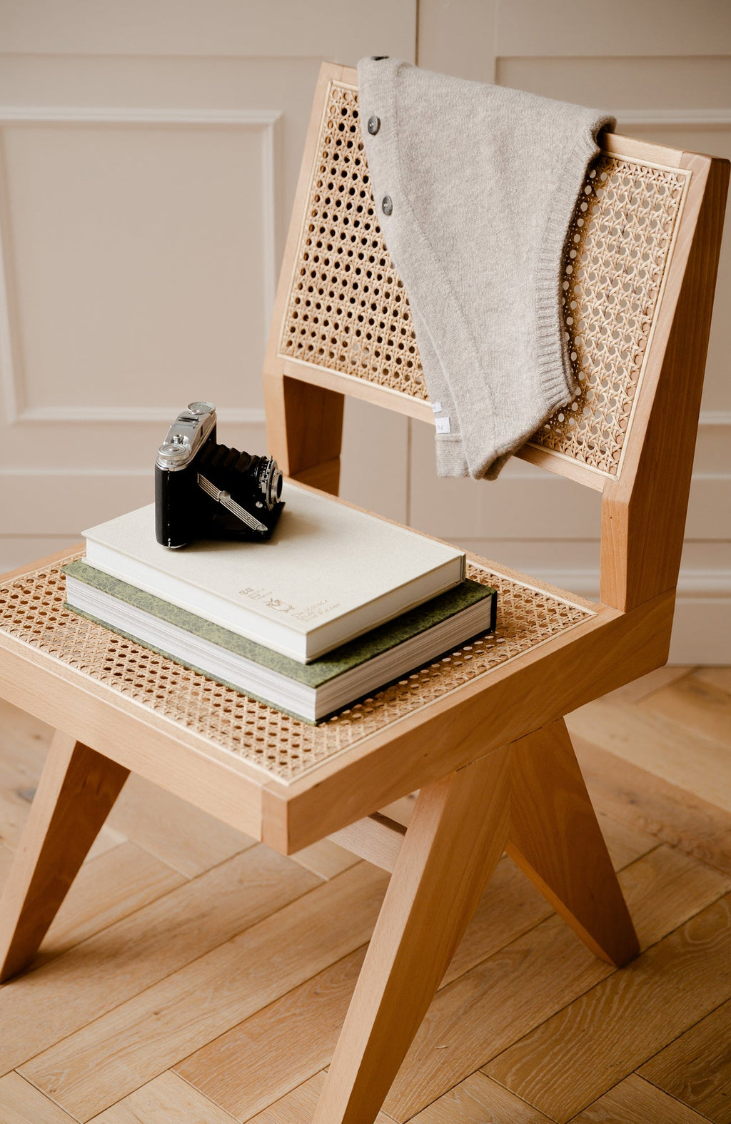 Womens Lambswool V Neck Waistcoat with Pockets