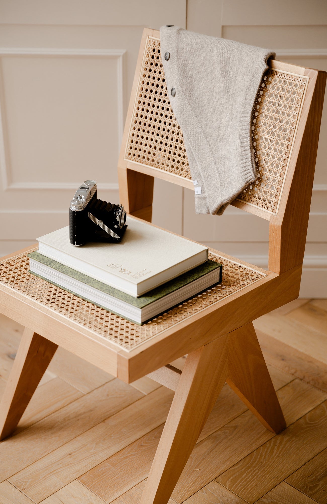 Womens Lambswool V Neck Waistcoat with Pockets