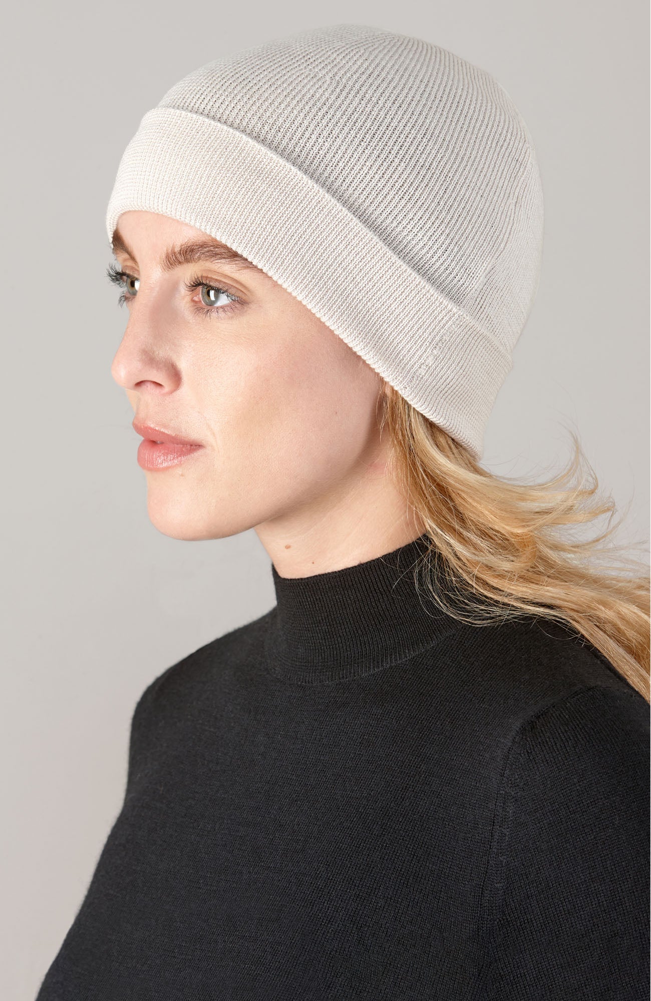 Lightweight Merino Wool Activewear Beanie