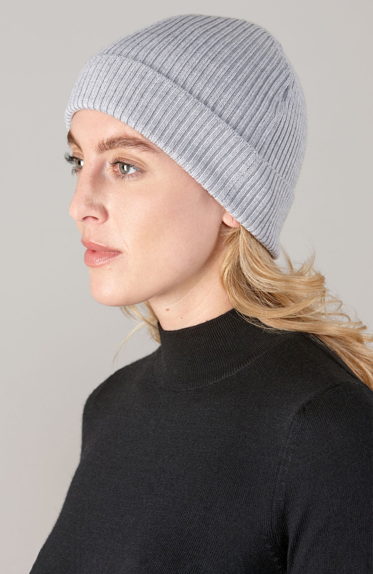 Womens Ribbed Extra Fine Merino Wool Beanie