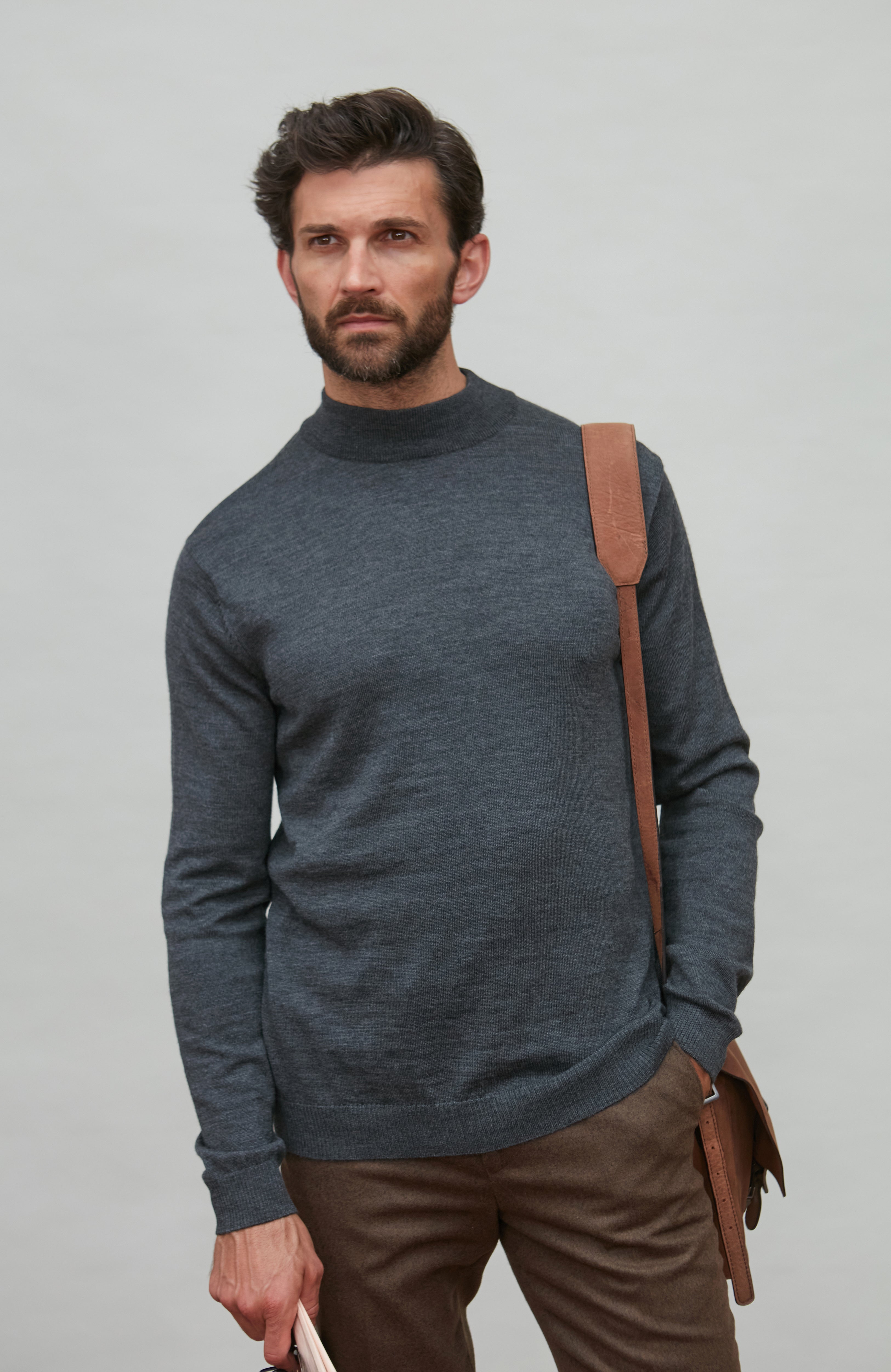 Mens Extra Fine Merino Wool Mock Turtleneck Jumper