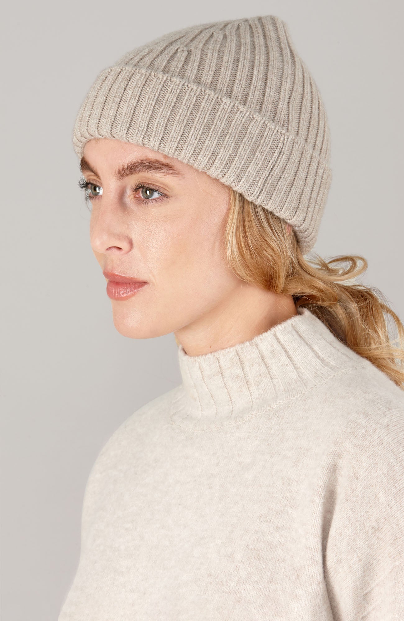 Heavyweight Merino Cashmere Ribbed Beanie