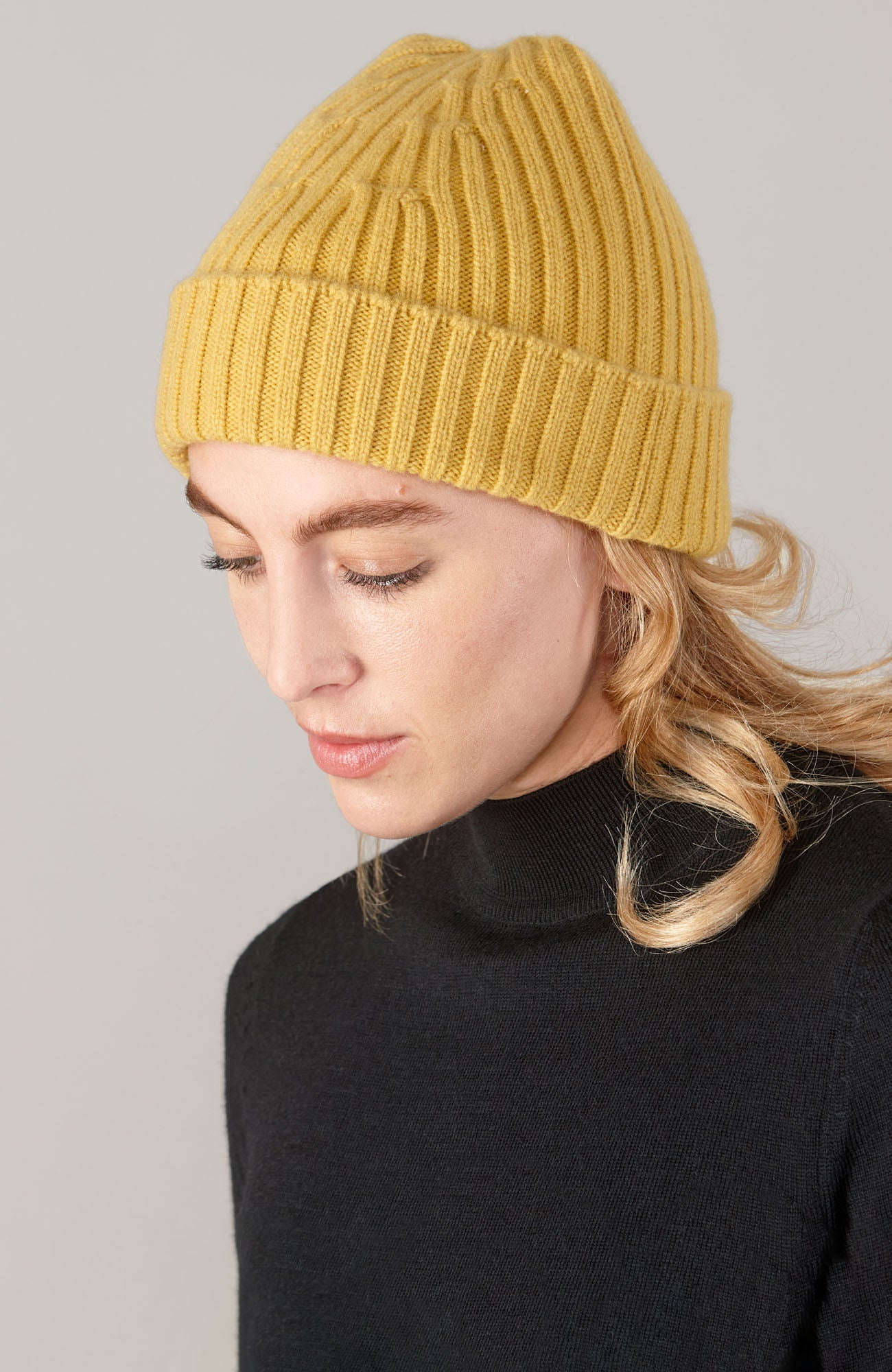 Heavyweight Merino Cashmere Ribbed Beanie
